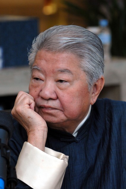 83岁蔡澜被证实送进ICU，秘书回应病情，声称蔡澜“老毛病休息一下就好，没有大碍