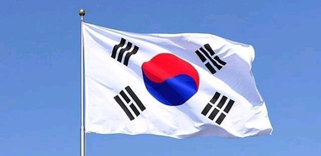 李在明选边站了！李在明表示，韩国在国际舞台上将与美国站在一边！9月18日，根据外