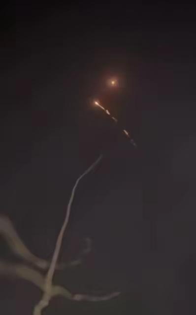 伊朗1枚弹道导弹，在美军空军基地上空，直接躲过3枚爱国者PAC-3防空导弹拦截！