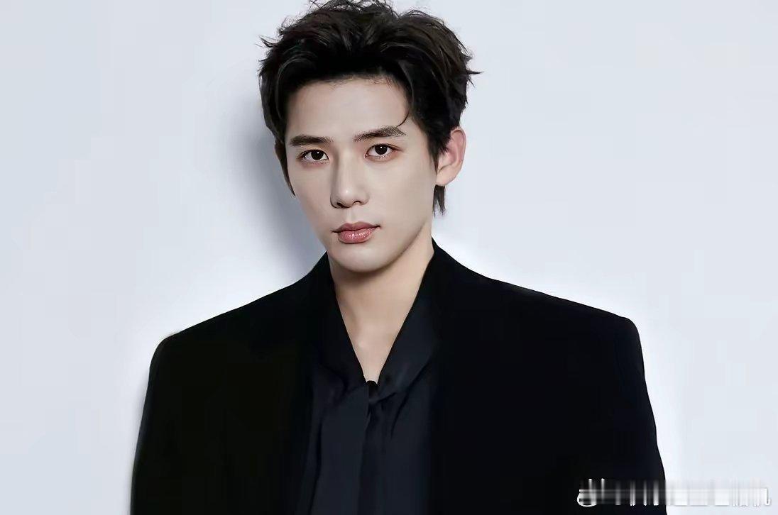 王安宇的“水逆”，是行业塌方的预兆三部大剧接连搁浅，《一念江南》《狂流》《你那儿