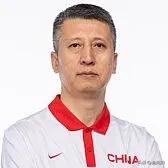 随着中国台北男篮战胜韩国，中国男篮不敌日本，中国男篮已经到了危急存亡之秋。如果下