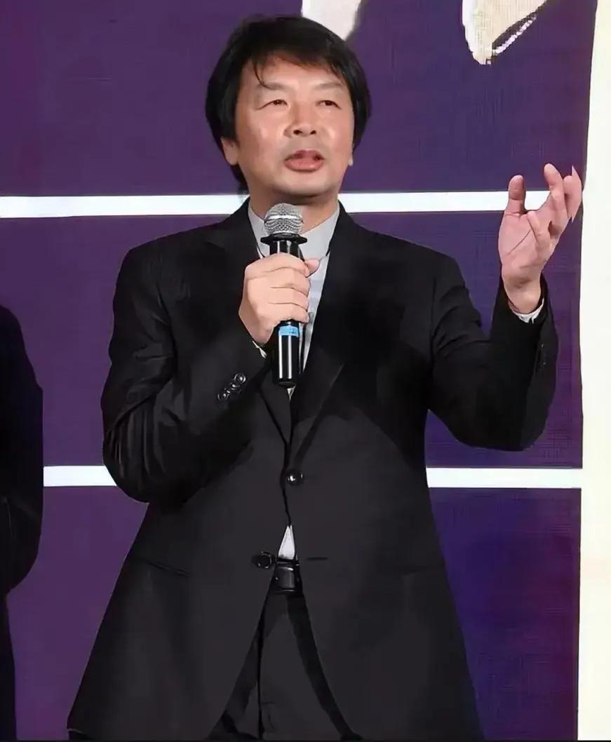 刘震云有句话，太扎心了。他说，穷人的富养是带孩子到处旅游花钱，结果增长的是贪欲