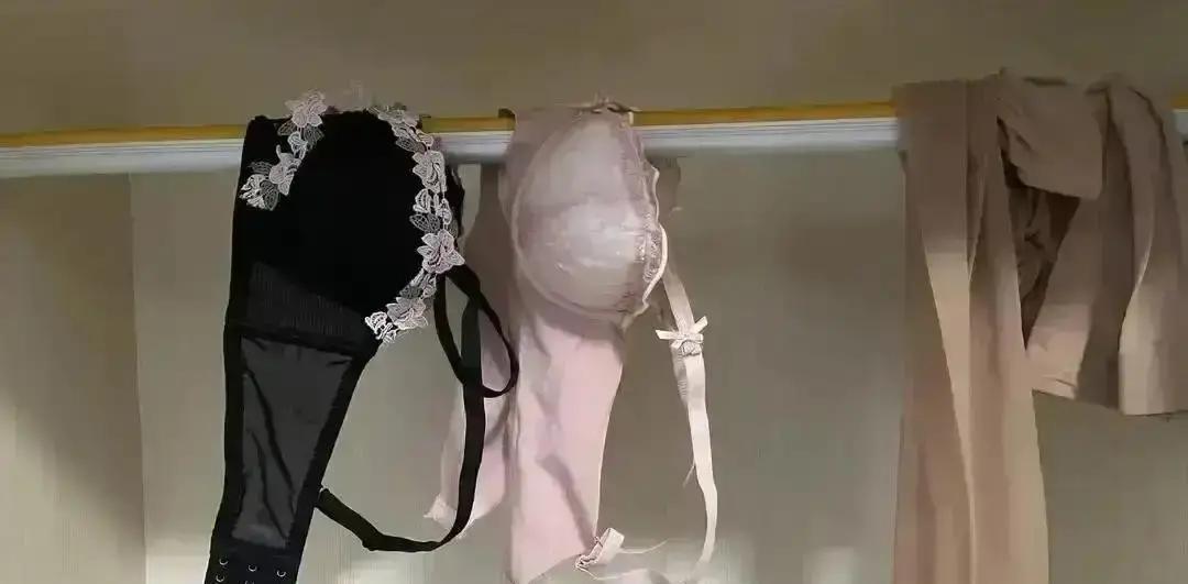 退货率35%的内衣，她一件没踩坑她21岁，抖音小号只有7万粉，却靠一条“踩