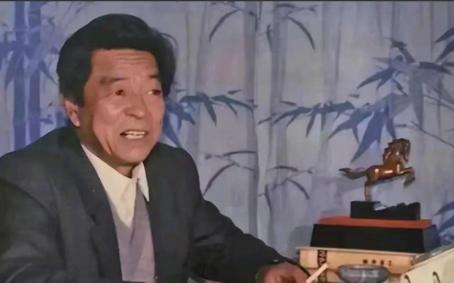 1979年，51岁的褚时健接任快要倒闭的玉溪卷烟厂厂长，当时厂里领导层不仅架子大