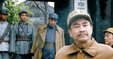 1950年，白崇禧逃到台湾后，抽空去拜访邻居朱怀冰，不料，刚踏进他的家门，便听到
