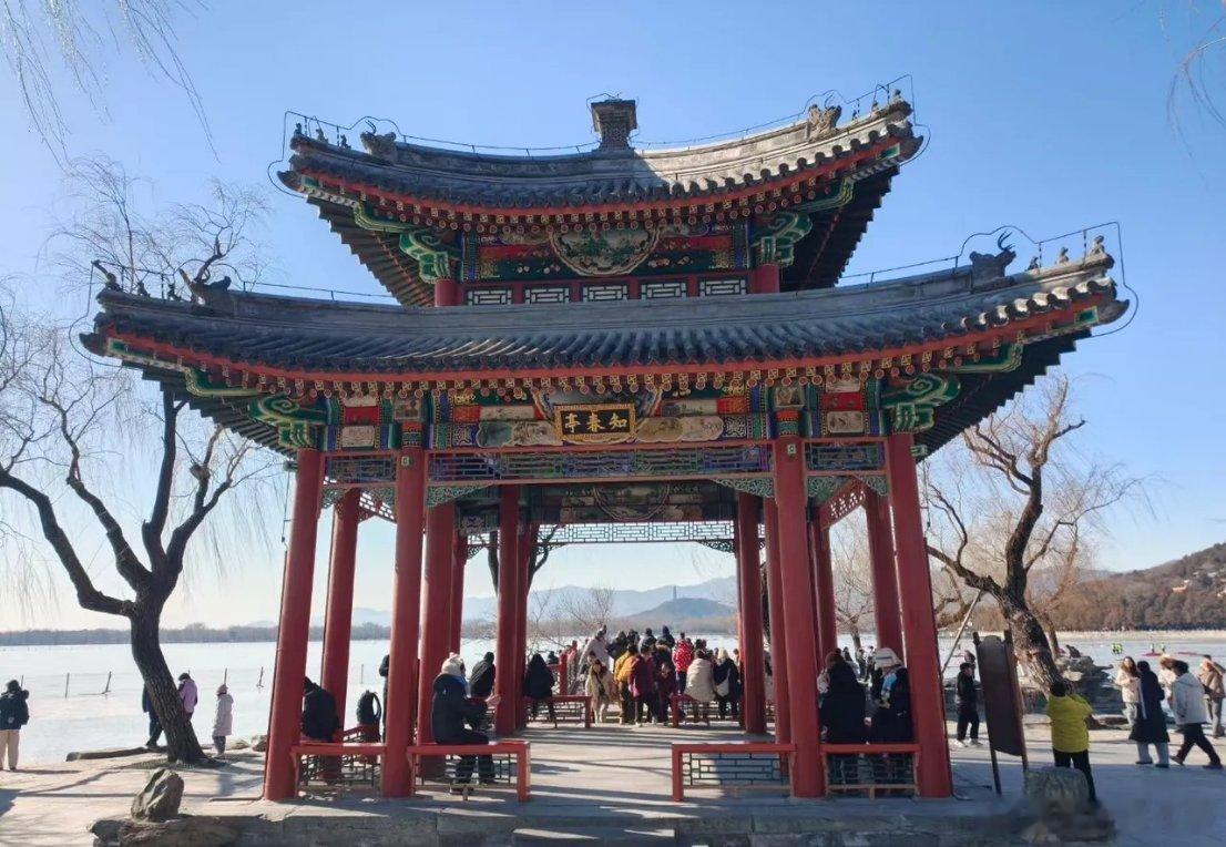 a股目前处于牛市第四阶段！牛市本身并没有结束，牛市主升浪还在后面！从月线看，目前