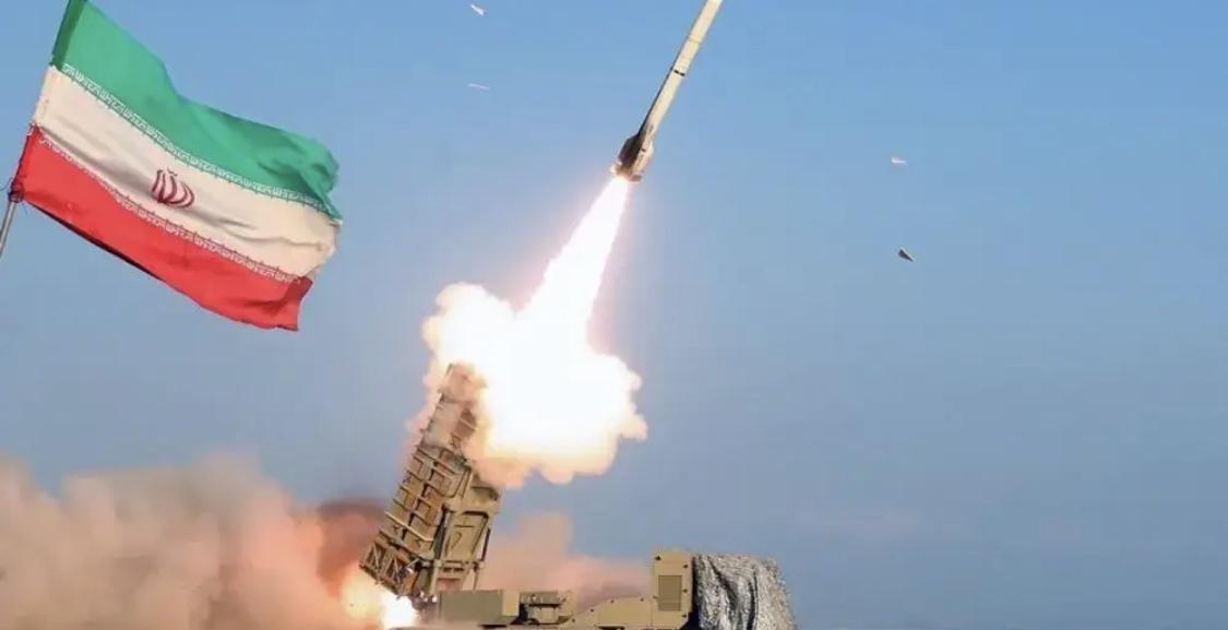 “美以伊”战争说明：第一，光靠导弹轰炸，赢不了战争；第二，光靠“斩首”，