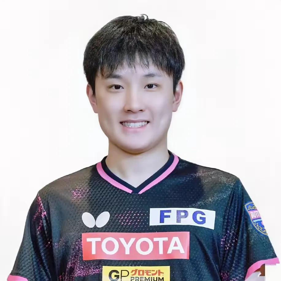 张本智和今晚要睡不着了，日本乒乓球协会也没想到，躲过了中国几大高手，却碰上了
