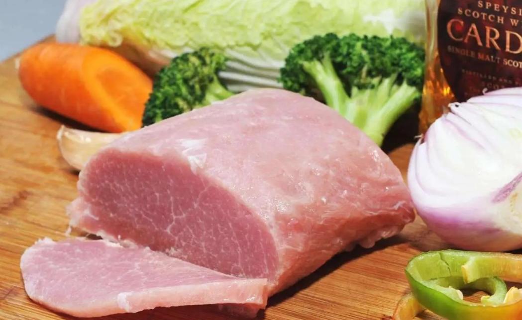 “硼砂猪肉”已泛滥？买猪肉时，牢记3不买，肉贩子都不敢糊弄你菜市场买猪肉，觉