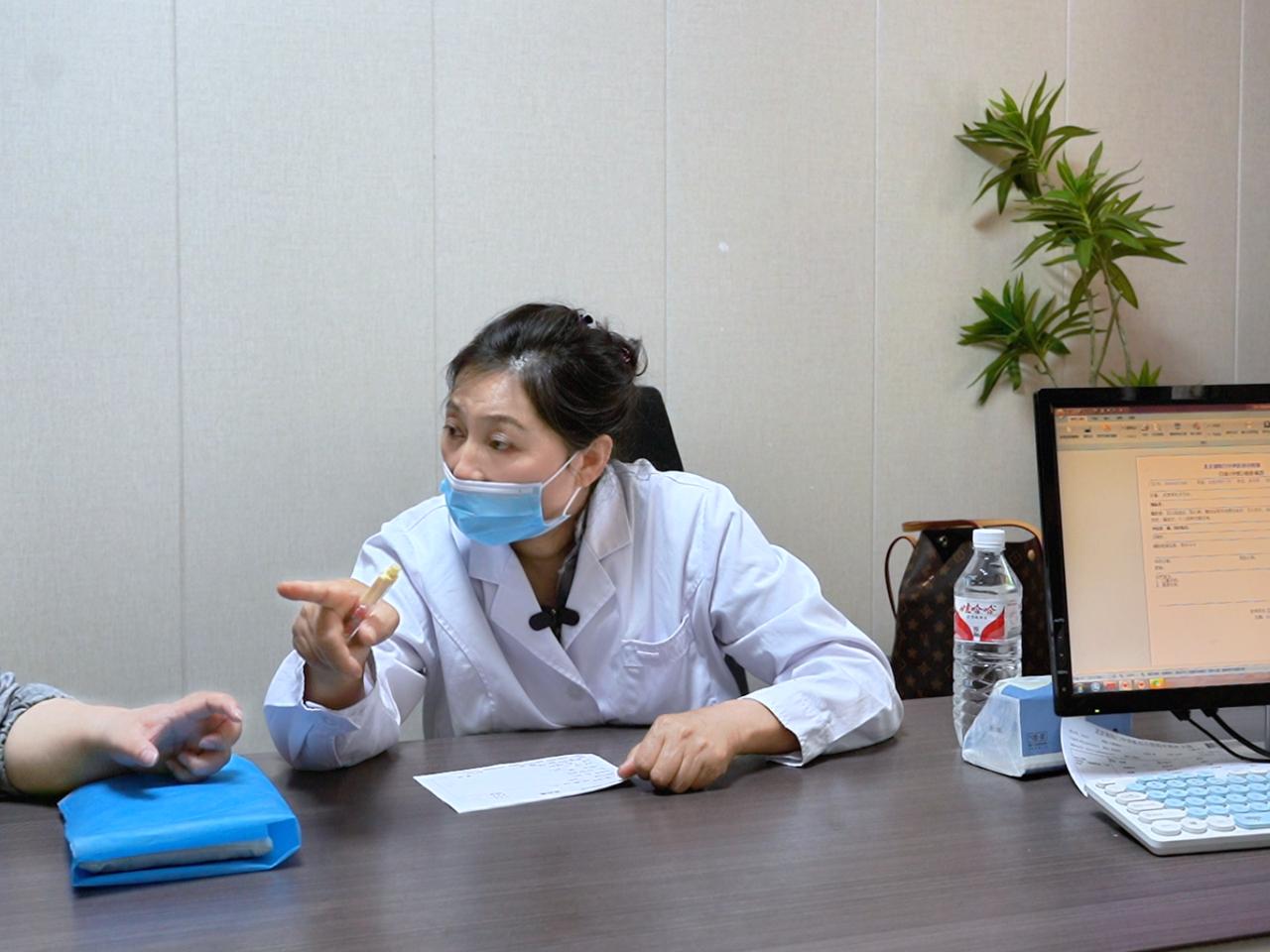 脾胃之阳不足的人有哪些表现？一、消化系统症状（最直接的表现）食欲不振：没什