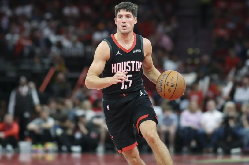 谢泼德球星相已经开始展露出来了！这场打勇士，如果不是谢泼德的发挥，火箭早就被勇