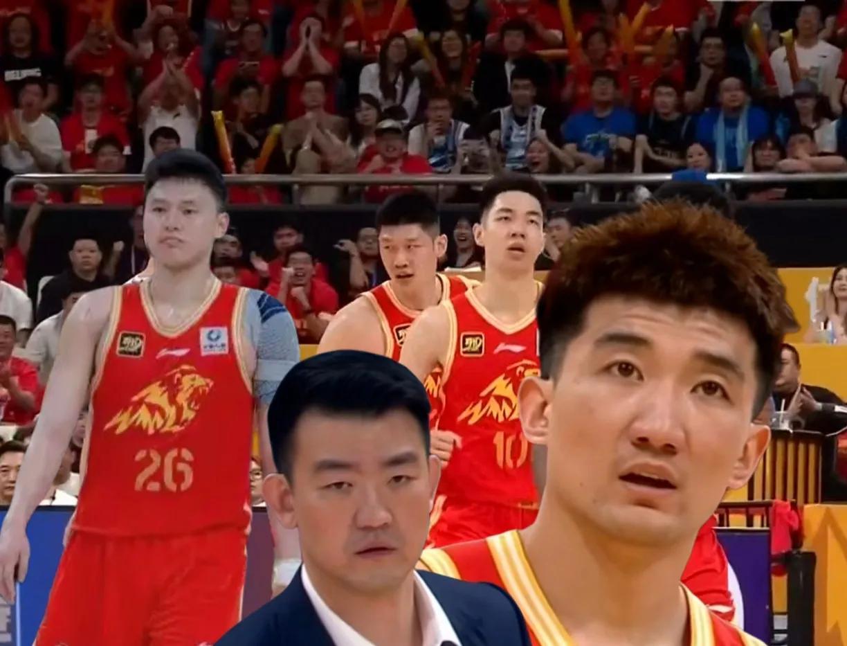 看看广厦这四条枪吧！战斗力确实让人折服！1，胡金秋——28岁，无论是国家队，还
