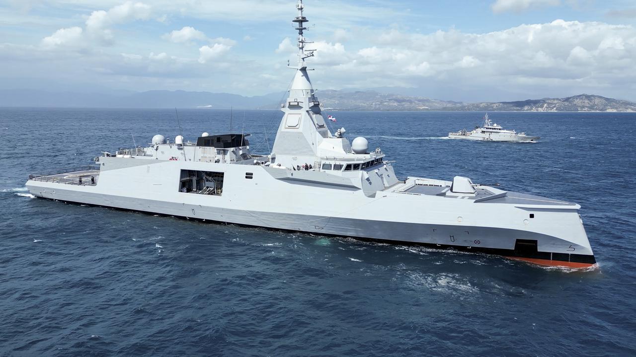 法国FDIAmiralRonarc'h号新型护卫舰开始在加勒比海进行一系列演