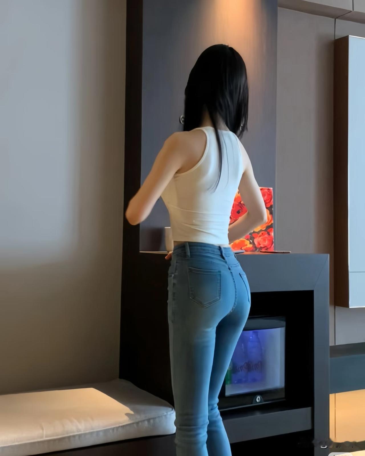 什么样的穿搭可以成为气质女神?供暖把寒冷的冬季变成了夏天