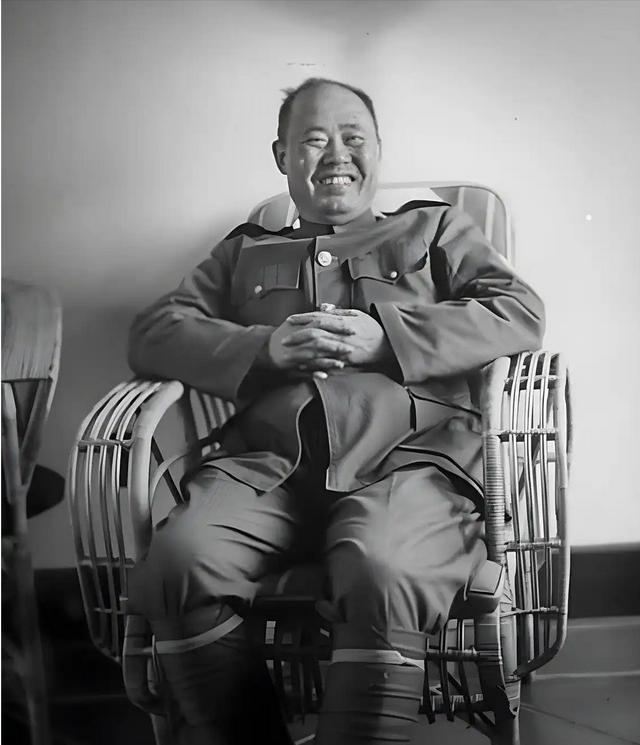 1948年12月22日，解放军攻入新保安城内，国民党35军军长郭景云顽固异常，对