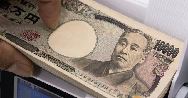越救越跌！8月27日日元再度走弱，日本这波困境根本无解，日元的贬值走势，已经彻底