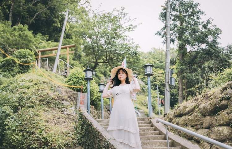 男闺蜜来我这边的城市旅行，提出和我吃个饭，我心想没什么就同意了，不过为了不让老公