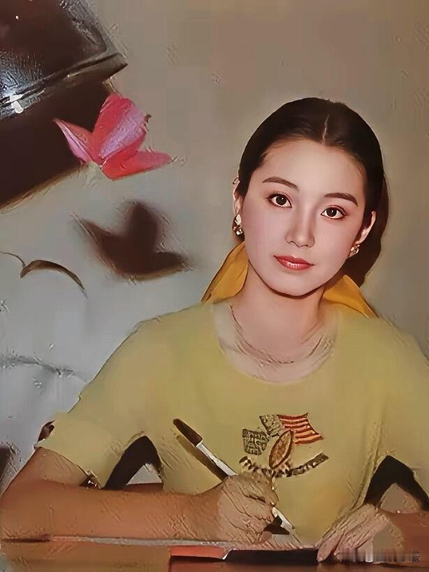 林青霞的颜值，真的从小美到骨子里！看到林青霞旧照，彻底懂了什么叫“天生美人”！
