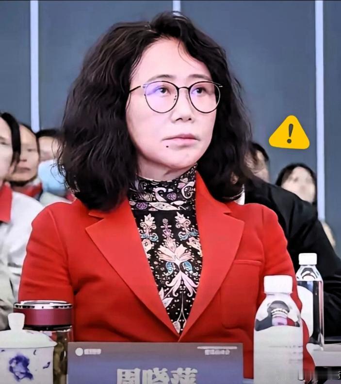 9月2日业绩说明会上，据公开报道，董事长周晓萍再次道歉，说正在整改。但一被