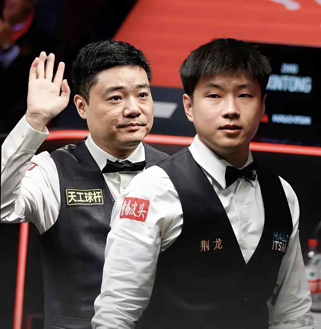 丁俊晖心态又崩了，赵心童状态又回来了，吴宜泽终于找回了自己，王信仲震惊了斯诺克球