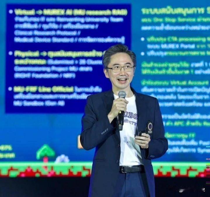 他信外甥位居“为泰党“首相候选人名単首位，将参加即将到来的泰国大选。这对洪森是好