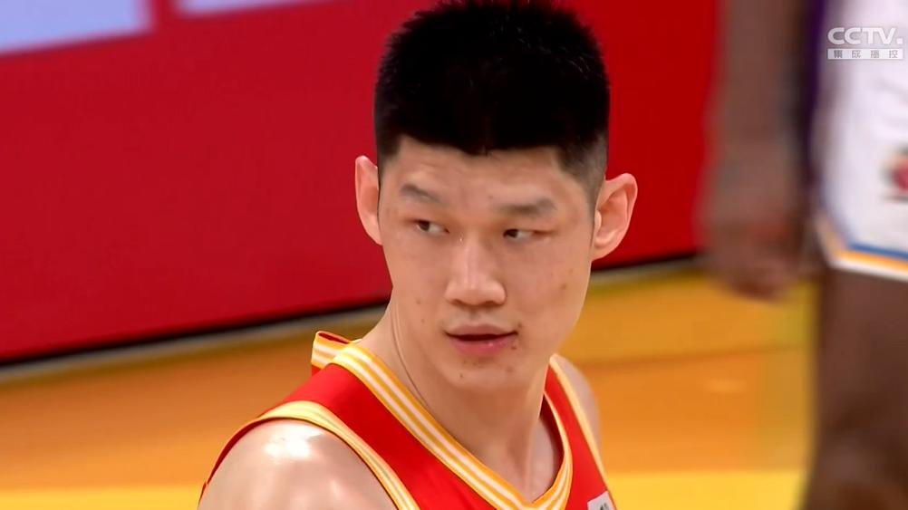 漂亮!北京客场逆转,周琦13+14,胡金秋空砍26+8,孙铭徽15投2中