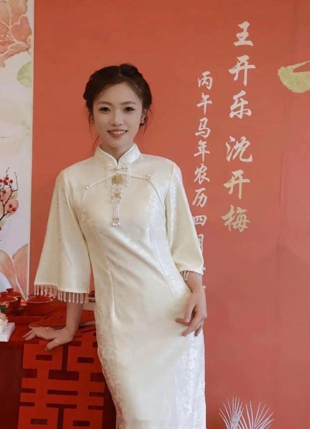 除了新人，两家没一个高兴的