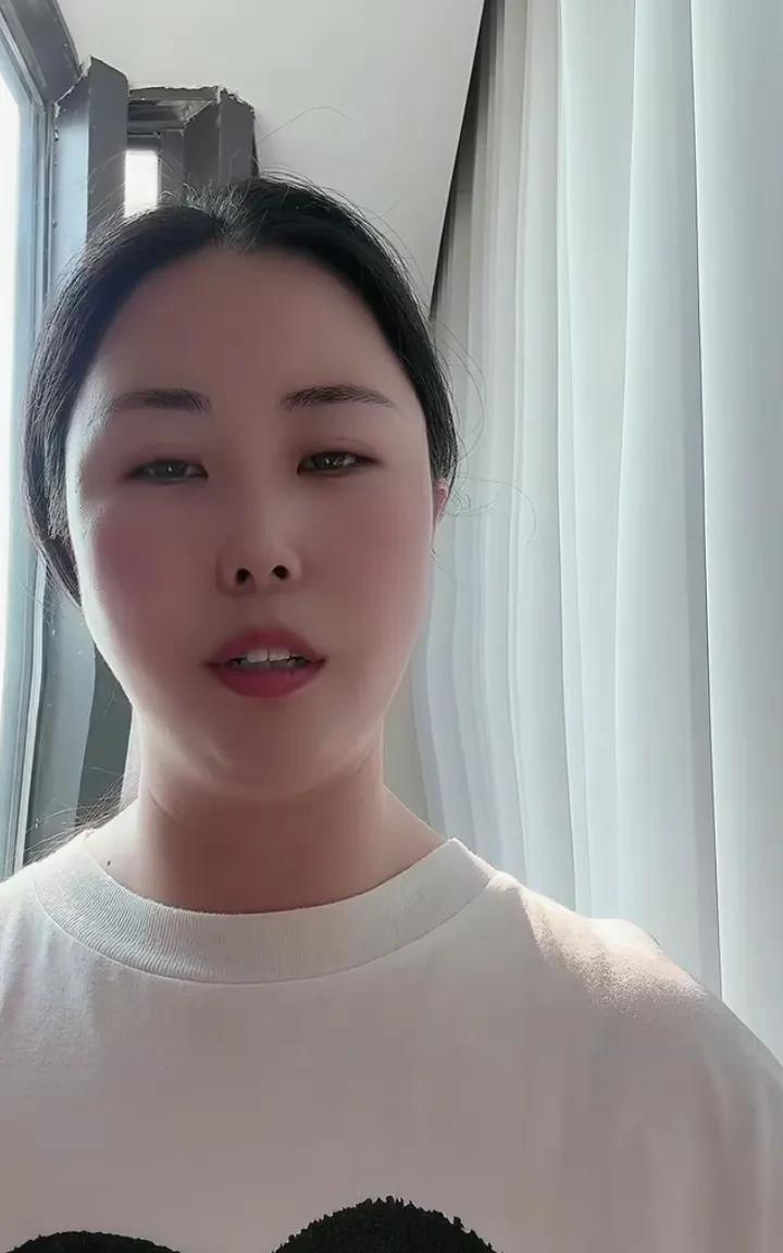 有网友质疑：让张卓毅妈妈赔偿18万，到底是谁白嫖！1年4个月，按一天500元赔偿