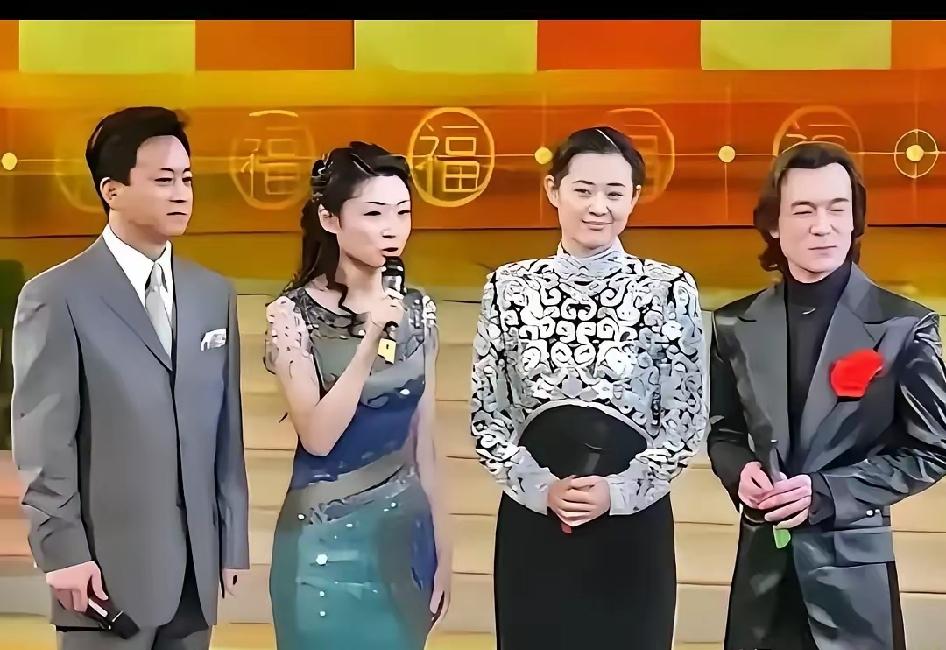 这四位主持人是央视台柱子。他们主持风格独特，但我还是最喜欢周涛的主持风格，她好看
