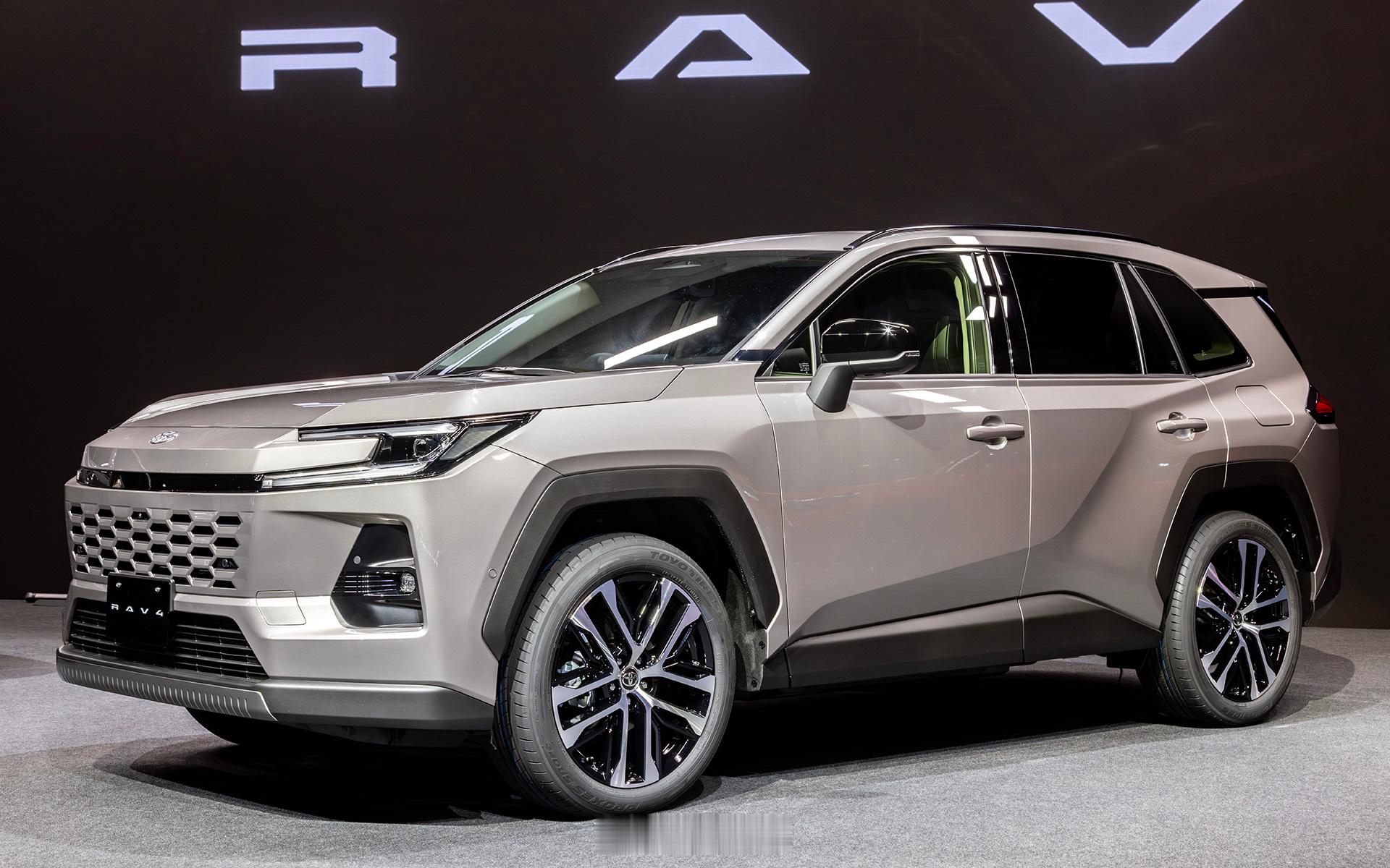 丰田新一代RAV4Core版，实拍（图自CarWatch）未完待续……PS：C