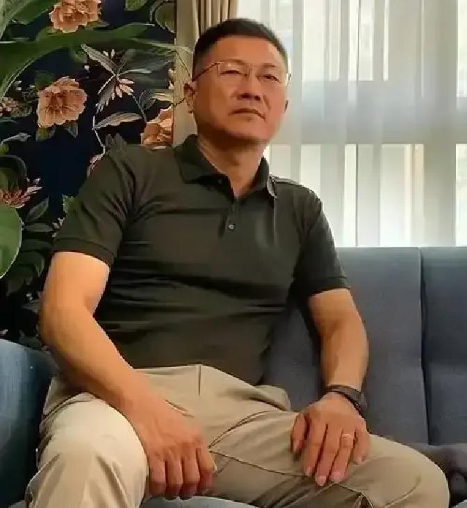 我特别喜欢我公公，喜欢到十多年了都没变。刚嫁进来那阵子，我其实没少犯嘀咕。公