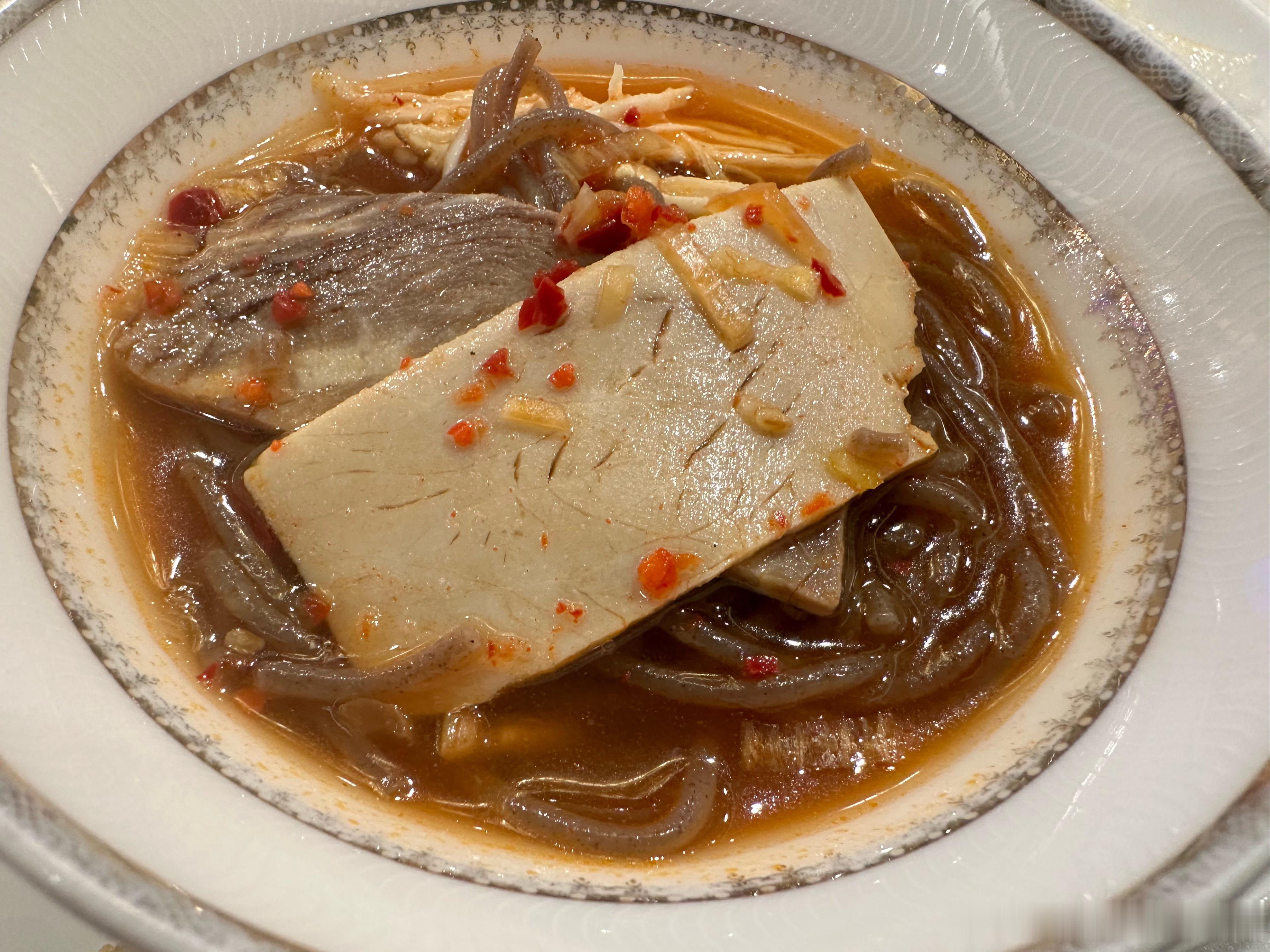 吃个冷面，牛还在吗？​​​