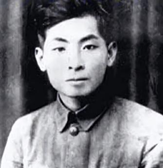 1975年，交通部部长叶飞上将刚刚上任，就发现：“水运局副局长周惠能力突出，职务
