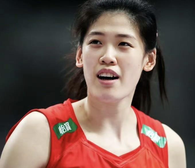 曝土超三队接洽李盈莹据土耳其女排前国手居尔登透露，她所了解的有关李盈莹留洋的最