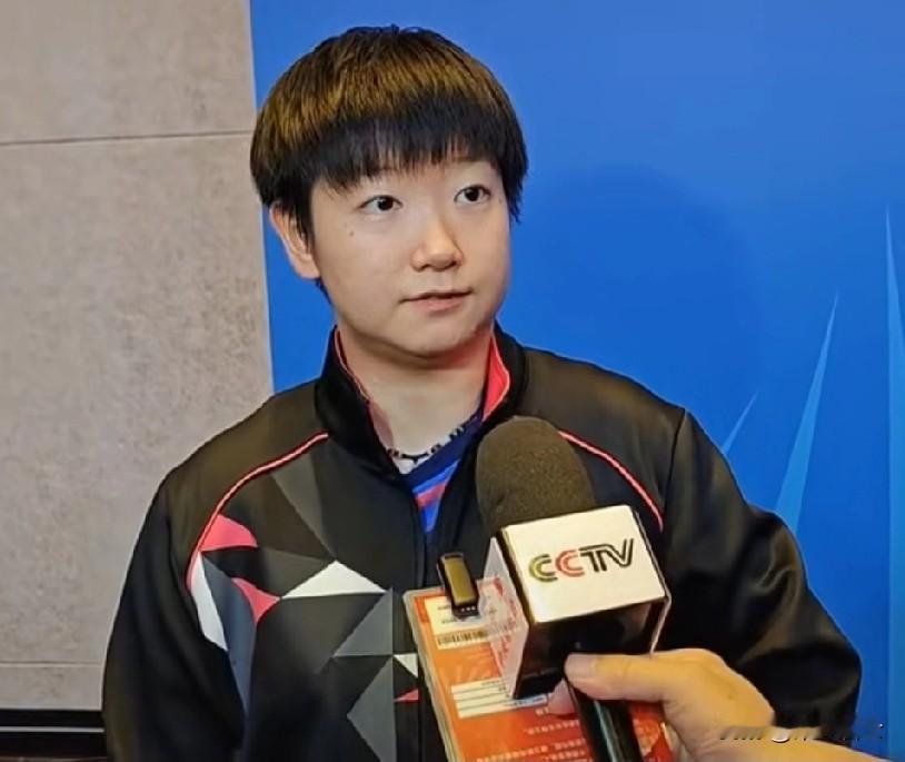 孙颖莎采访的时候撒谎了！莎莎有个缺点，受了委屈宁愿往肚子里咽，也不说！