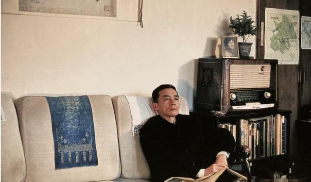 梁思成晚年坦言，林徽因太聪明，追求者很多，做她的丈夫很累！她太聪明，追求者太