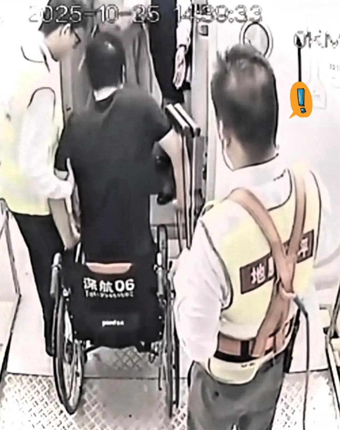 郑智化这波操作,哪是在维权?分明是砸自己招牌!一句“连滚带爬进飞机”,直接点燃舆