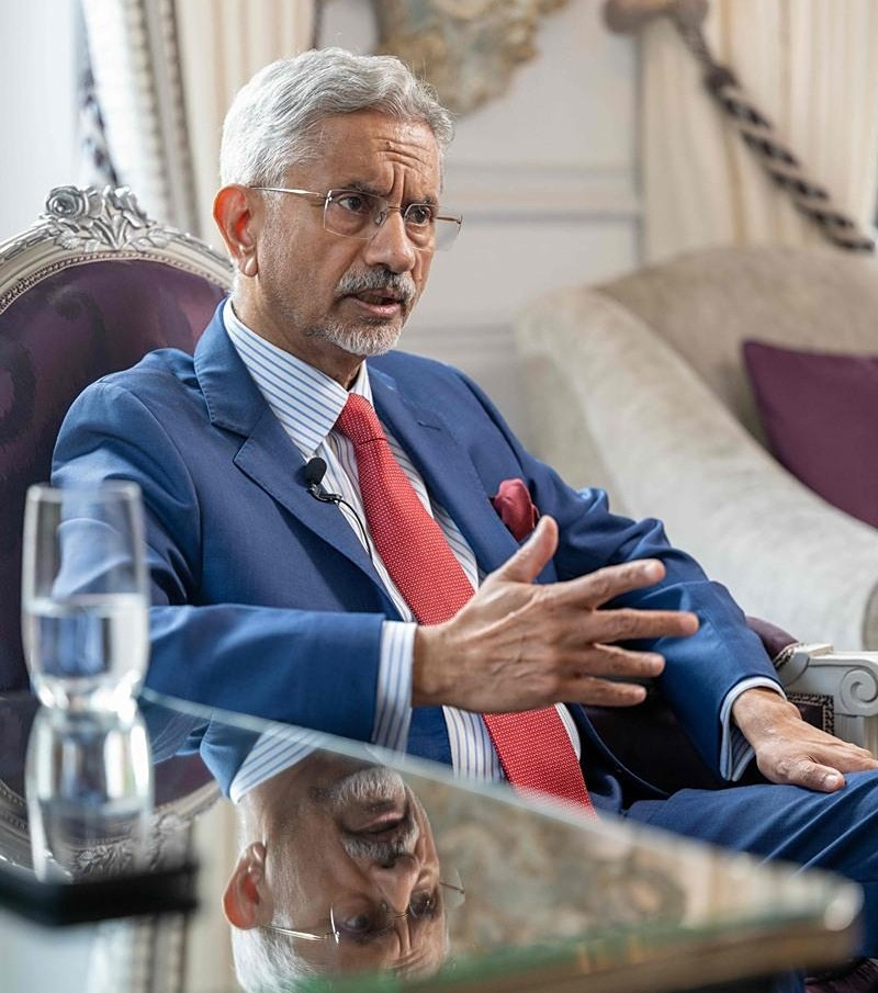 印度落后就落后，你扯中国干嘛！印度外长苏杰生说，印度落后中国，是因为西方殖民了