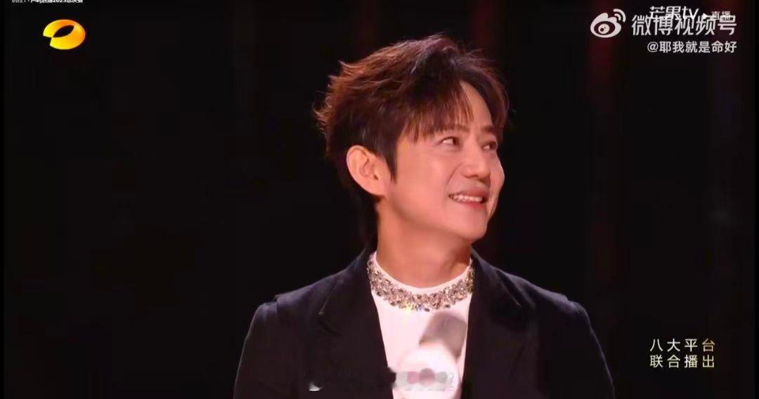 何炅最后一首歌唱得稀烂声鸣远扬总决赛声鸣远扬声鸣远扬直播《LastDanc
