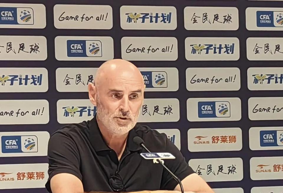 穆斯卡特赛后他表示足协杯就这样结束了！去年还是冠军今年止步十六强！最遗憾的是错失
