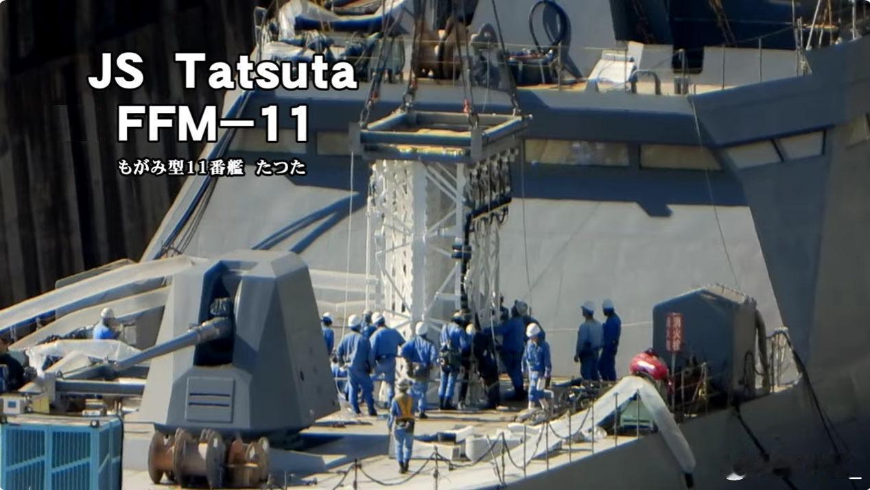 日本海自FFM-11“龙田”号护卫舰10月9日在三菱重工长崎造船所进行MK-41