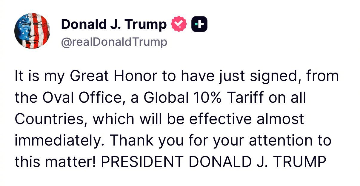 阿川宣布对所有国家征收10%的全球关税。他阿川稍早前宣布，将依据美国《19