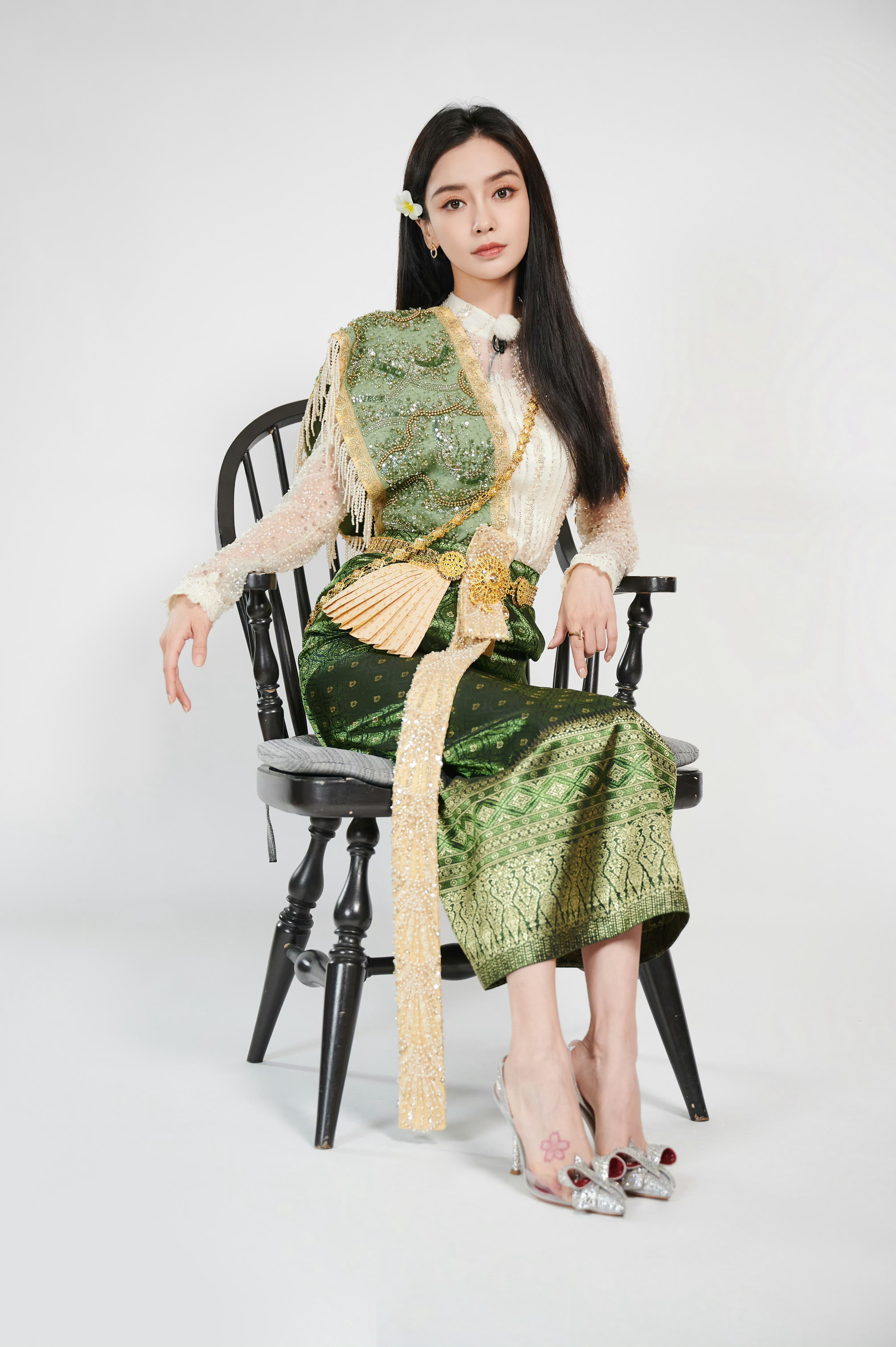 Angelababy民族服饰变装太绝了Angelababy民族服装