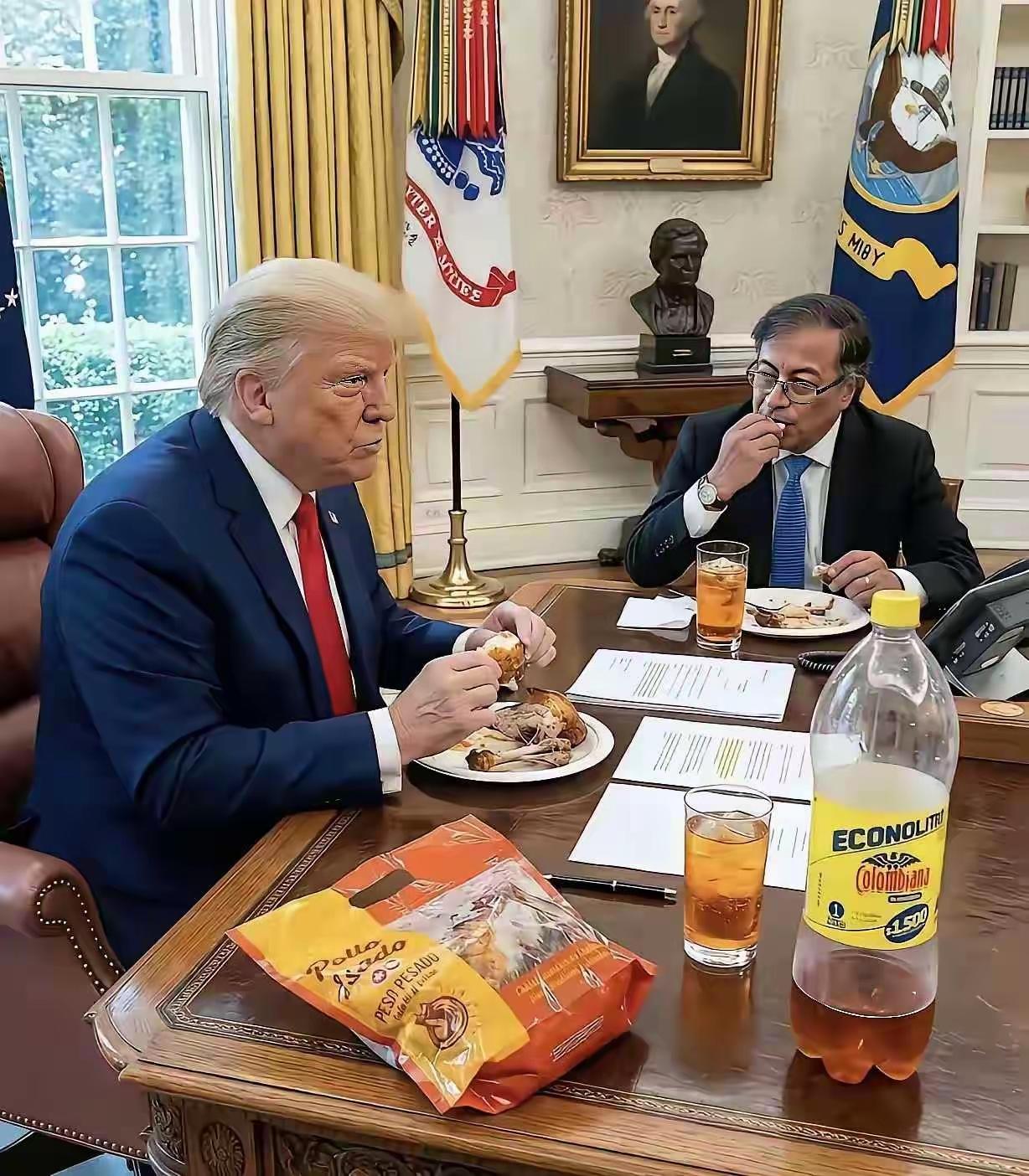 哈哈哈哈这张图太有画面感了！特朗普这顿“白宫国宴级炸鸡局”有多寒酸？总统办公桌