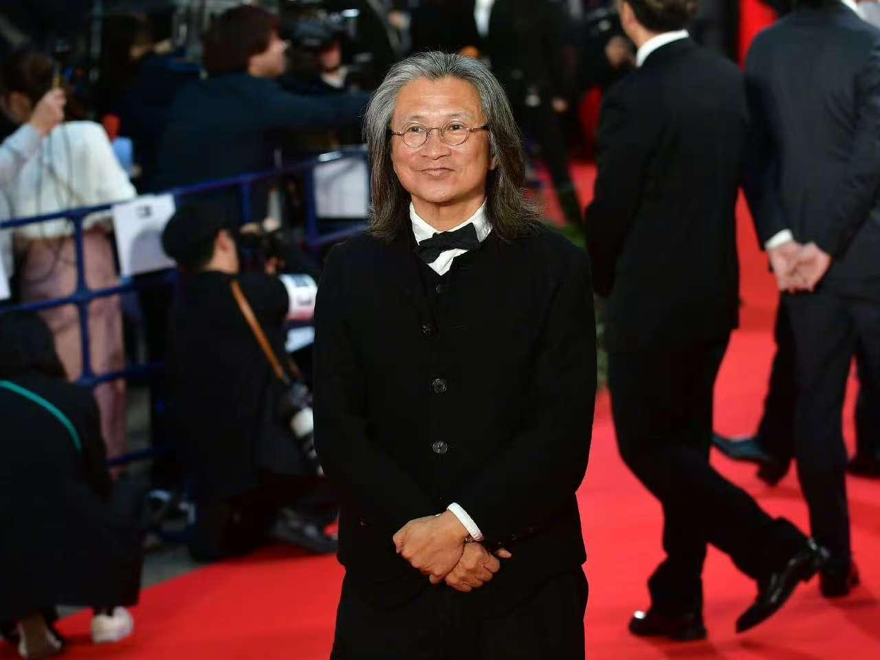 陈可辛带着《酱园弄》参加东京电影节，看到他的这一幕心里一凉。电影这么豪华的演员阵