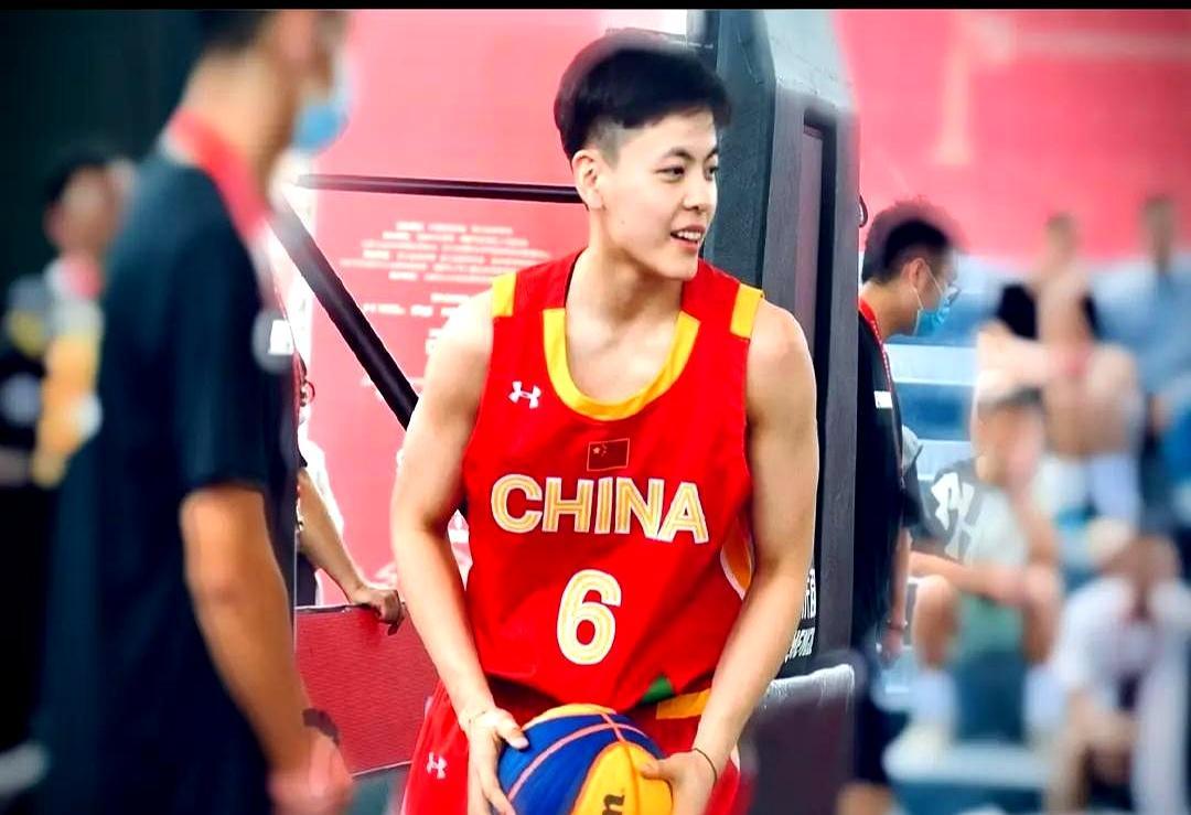 谁能想到，之前被全网押宝当女篮新队长的张茹，最后输给了24岁的杨舒予。之前