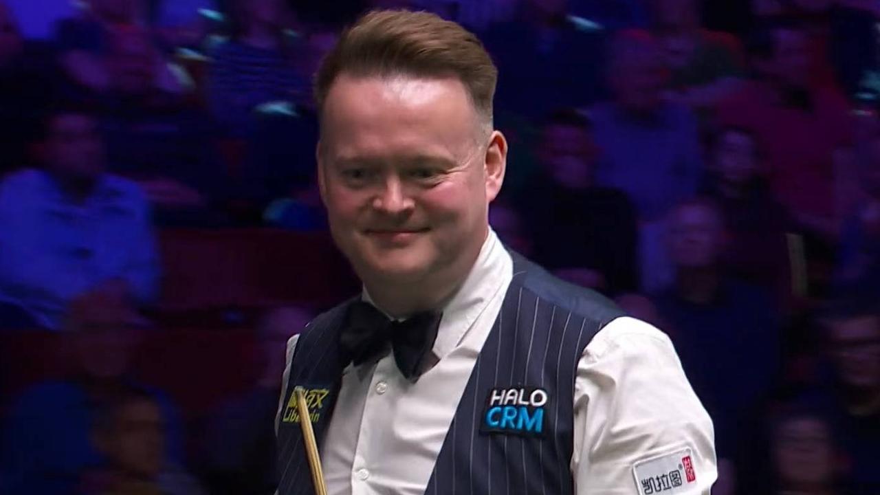 斯诺克世锦赛战报！肖国栋2-6落后墨菲，晋级形势危险！北京时间4月23日，