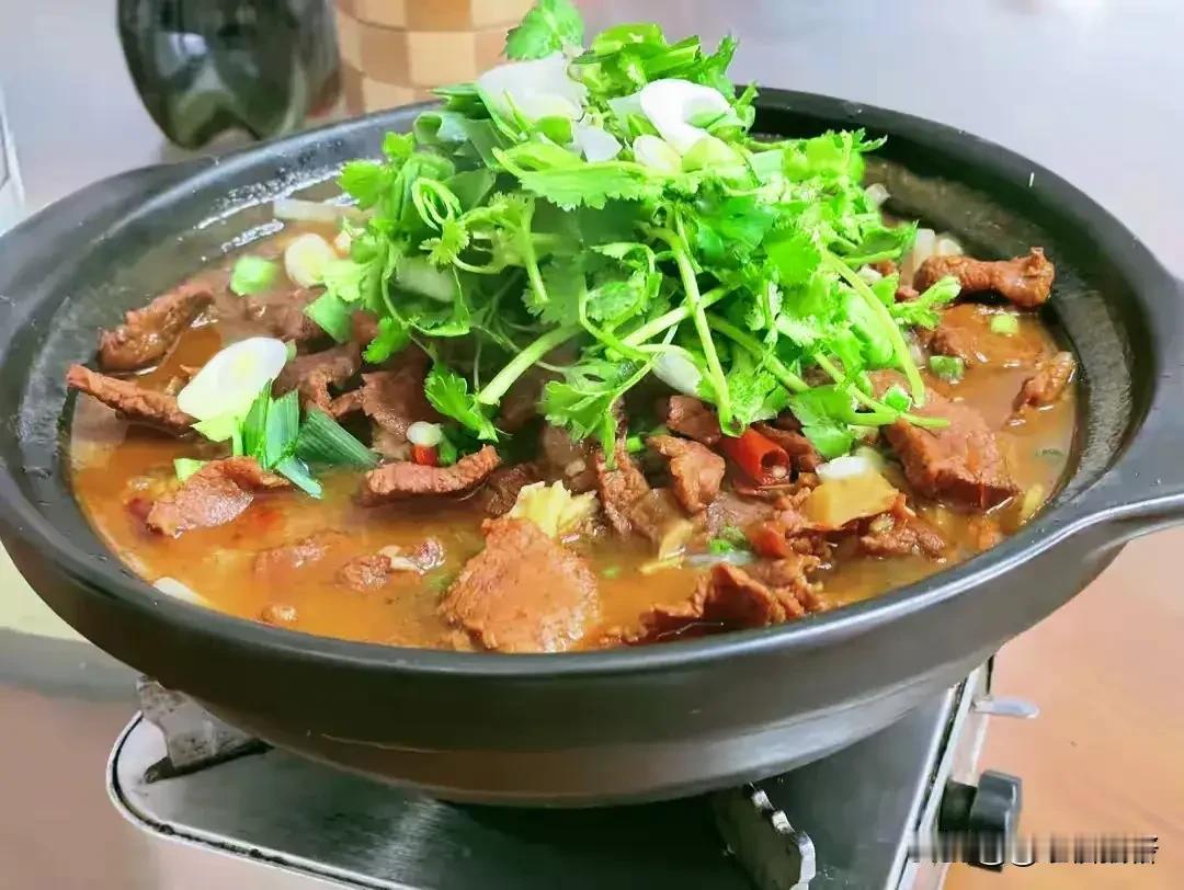 苏浙皖交界小城爆火！安徽广德凭“三件套”圈粉无数，真诚才是必杀技！谁能想到