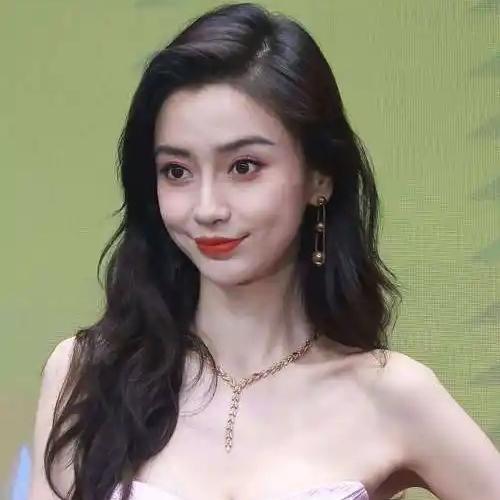 放下从前诸多牵绊，离婚之后杨颖，总算过上称心如意的日子说起杨颖，很多人第一