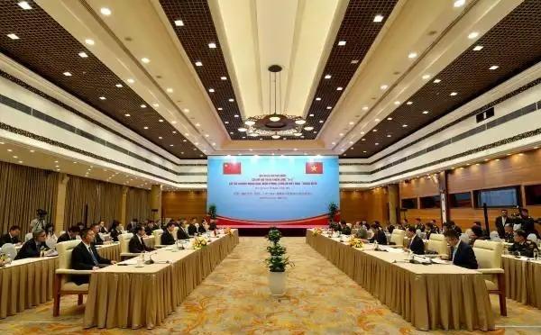 欧盟曾向越南施压：有中国就没我，有我便没中国，你们必须二选一。路透社披露后，真正